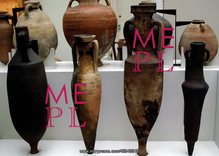 : Different types of roman amphorae. 2nd century BC-3rd centur : Different types of roman amphorae. 2nd century BC-3rd centur