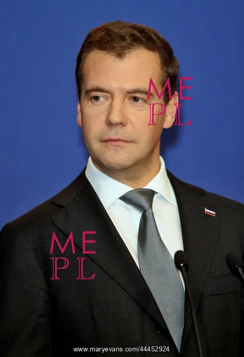 : Dimitry Medvedez : Dimitry Medvedez