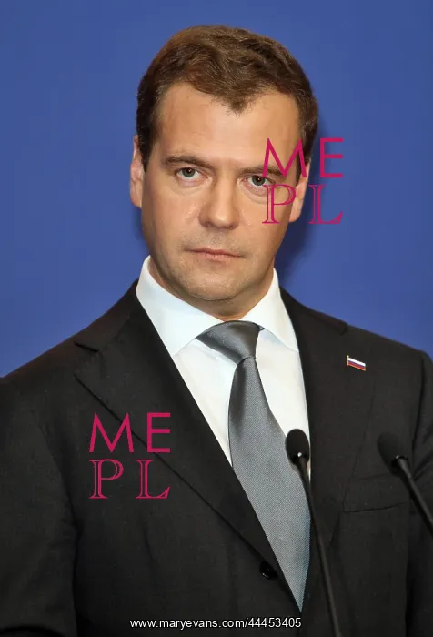 : Dimitry Medvedez : Dimitry Medvedez