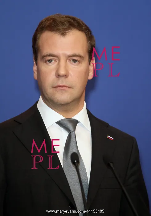 : Dimitry Medvedez : Dimitry Medvedez