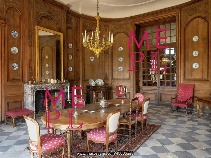 : Dining room, Malouiniere de la Chipaudiere, Parame, Bretagne : Dining room, Malouiniere de la Chipaudiere, Parame, Bretagne