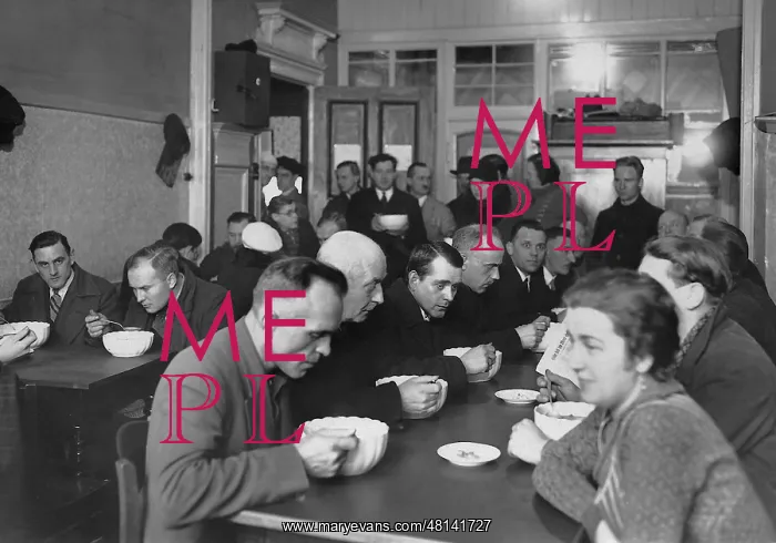 : Dining room for the unemployed in Berlin, 1932 : Dining room for the unemployed in Berlin, 1932