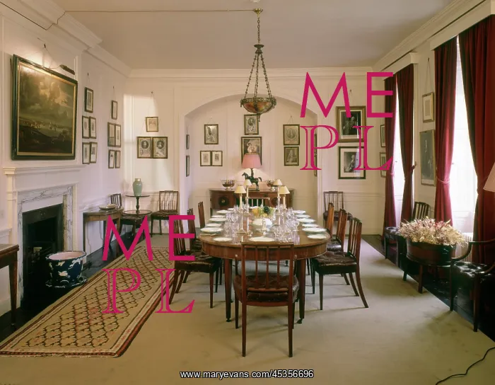 : The Dining Room, Walmer Castle : The Dining Room, Walmer Castle