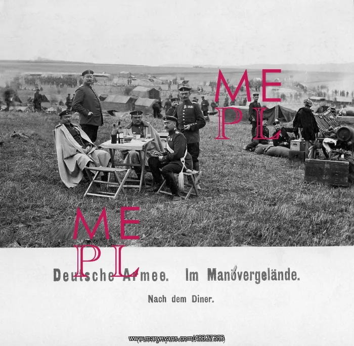 : Dinner at the manoeuvring area, 1903 : Dinner at the manoeuvring area, 1903