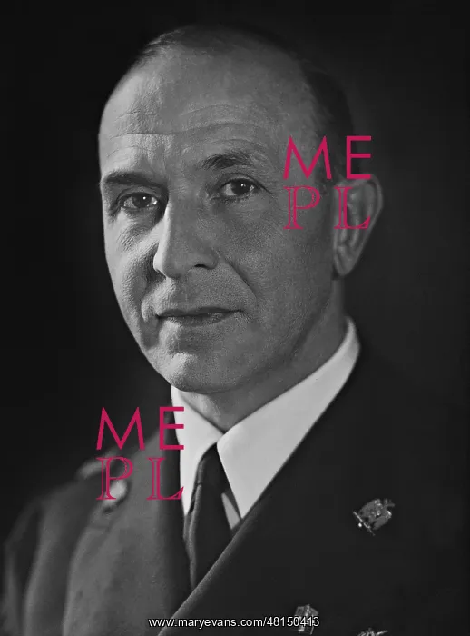 : Dino Alfieri, 1940 : Dino Alfieri, 1940