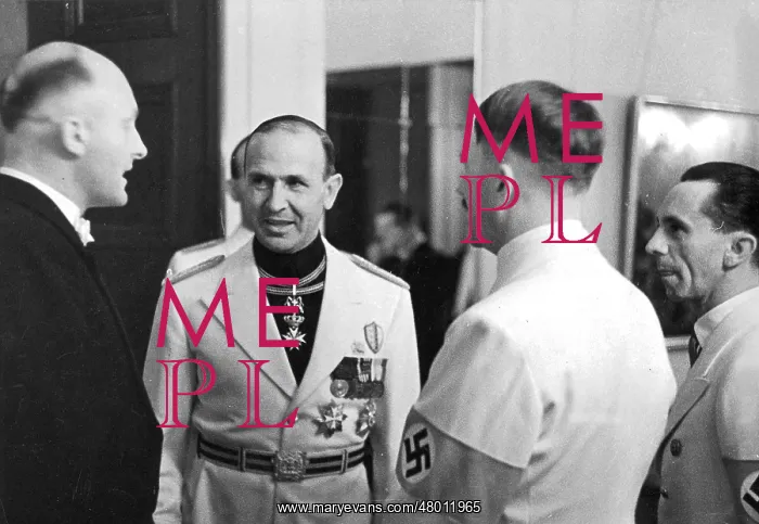 : Dino Alfieri, Adolf Hitler Joseph Goebbels at the reception : Dino Alfieri, Adolf Hitler Joseph Goebbels at the reception