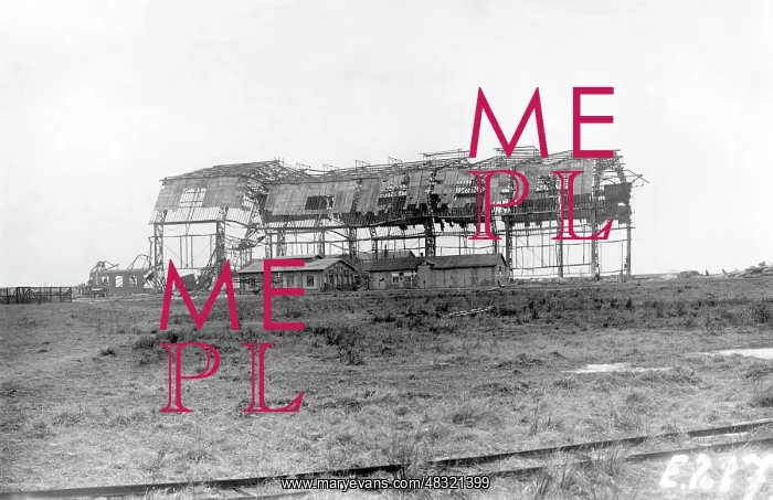 : Dismantled German hangar, around 1920 : Dismantled German hangar, around 1920