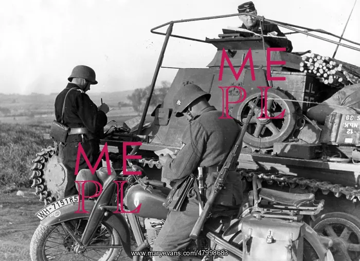 : Dispatchers near a command tank on the Western front : Dispatchers near a command tank on the Western front