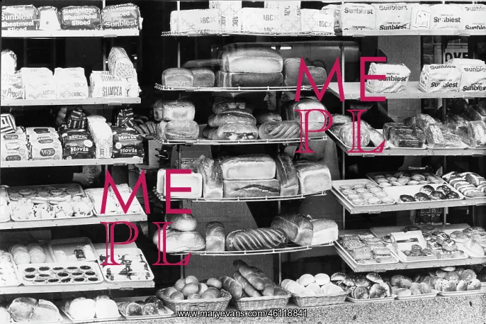 : Display of bread and cakes in a bakery : Display of bread and cakes in a bakery
