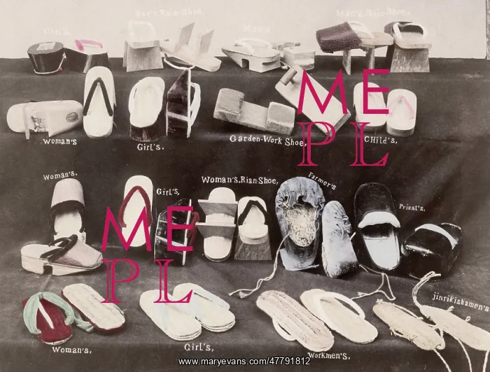 : Display of different Japanese shoe types : Display of different Japanese shoe types