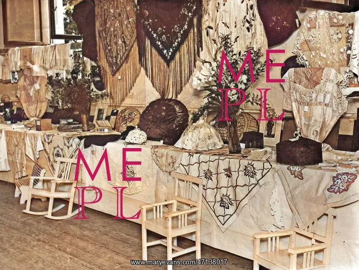 : Display of homemade arts and crafts : Display of homemade arts and crafts