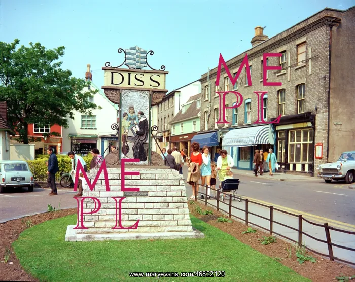: Diss - Town sign : Diss - Town sign