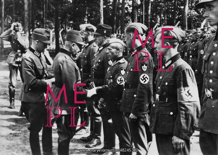 : Distinction of RAD members, 1943 : Distinction of RAD members, 1943