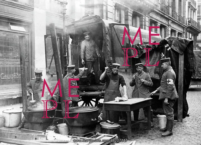 : Distribution of meat to field kitchens, 1914 : Distribution of meat to field kitchens, 1914