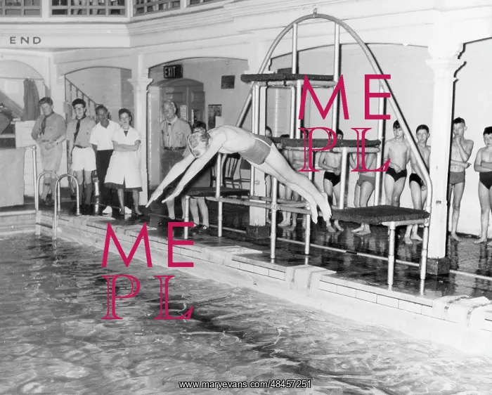  : DIVING CLASS