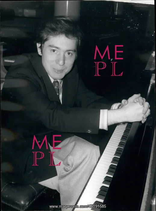 : Dmitri Alexeev, Russian pianist, Steinway Hall, London : Dmitri Alexeev, Russian pianist, Steinway Hall, London