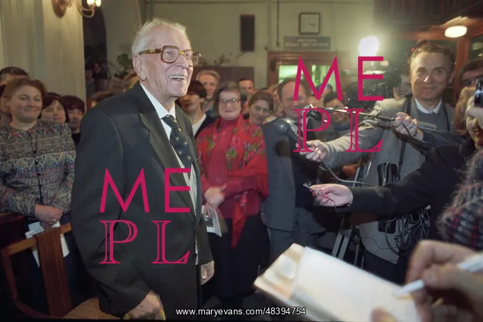 : Dmitry Likhachyov's 90th anniversary : Dmitry Likhachyov's 90th anniversary