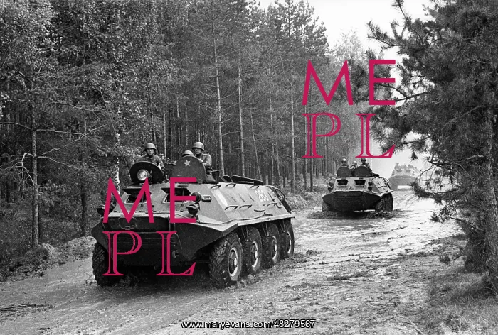 : Dnepr USSR military trainig : Dnepr USSR military trainig