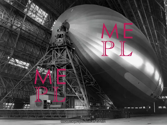 : A docked USS Macon inside Hangar One at Moffett : A docked USS Macon inside Hangar One at Moffett