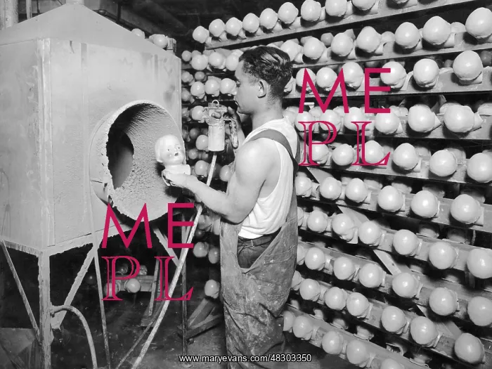 : Doll production in Germany, 1927 : Doll production in Germany, 1927