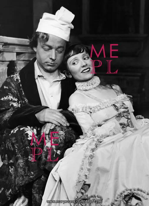 : Dolly Haas : Dolly Haas