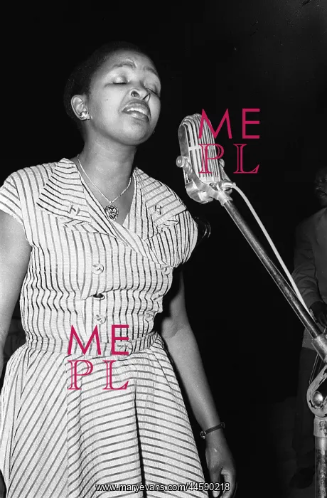 : Dolly Rathebe - Dolly and Her Men! - The World : Dolly Rathebe - Dolly and Her Men! - The World