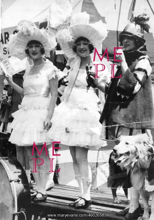 : The Dolly Sisters : The Dolly Sisters