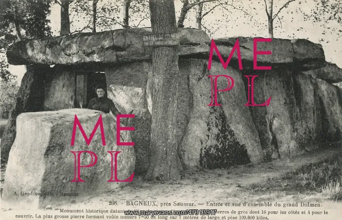 : DOLMEN OF BAGNEUX : DOLMEN OF BAGNEUX