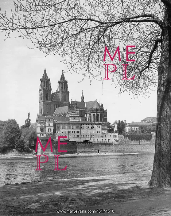 : Dome in Magdeburg, 1935 : Dome in Magdeburg, 1935
