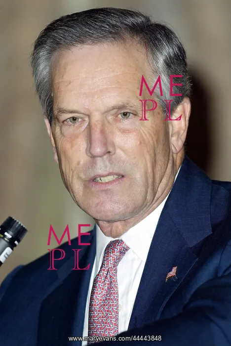 : Don Evans U.S. Secretary Of Commerce Los Angeles World Affairs Coun Biltmore Hotel : Don Evans U.S. Secretary Of Commerce Los Angeles World Affairs Coun Biltmore Hotel