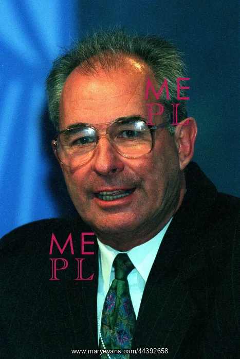  : Don Mckinnon