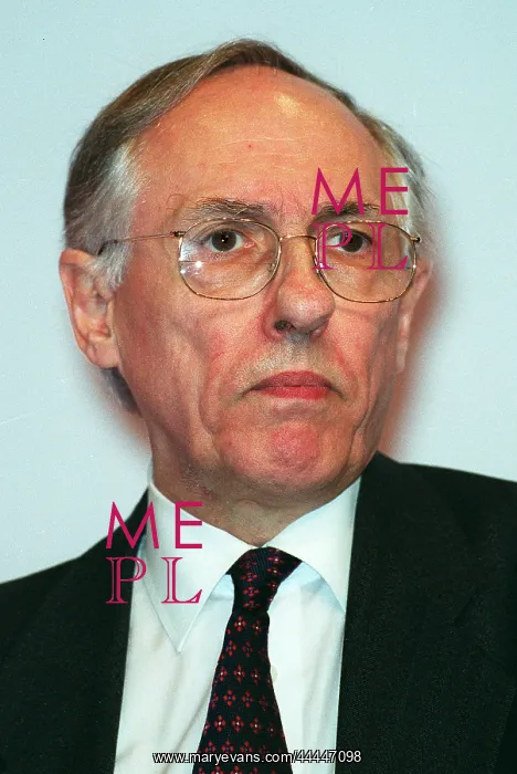 : Donald Dewar MP : Donald Dewar MP