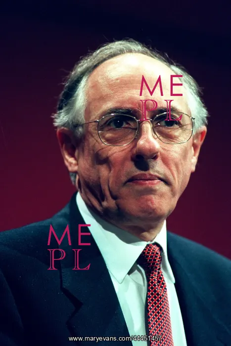  : Donald Dewar MP