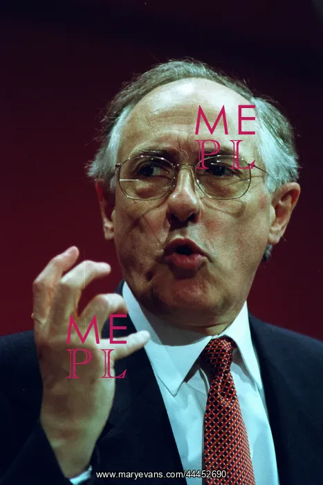  : Donald Dewar MP