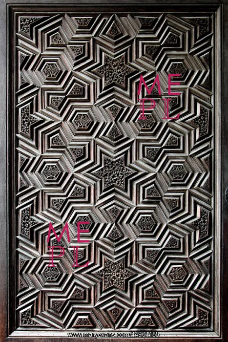 : Door of the Green Mosque in Bursa, Turkey : Door of the Green Mosque in Bursa, Turkey