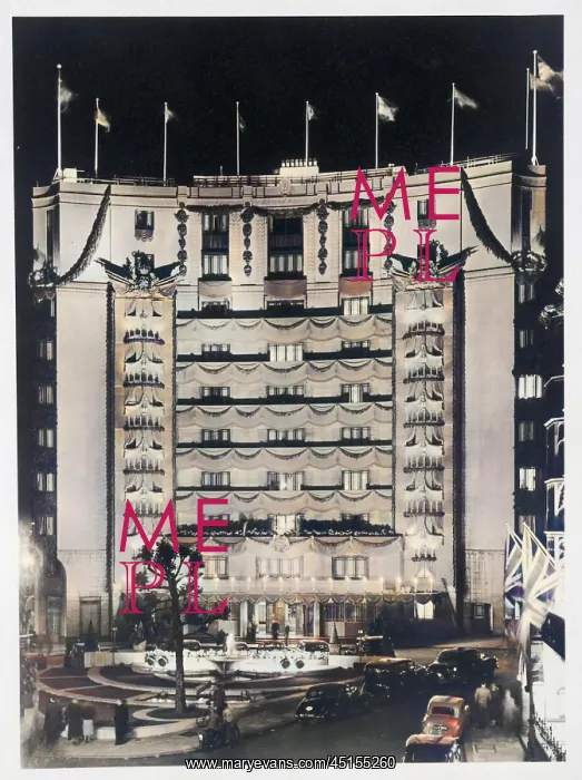 : The Dorchester - decorated by Messel for the Coronation : The Dorchester - decorated by Messel for the Coronation