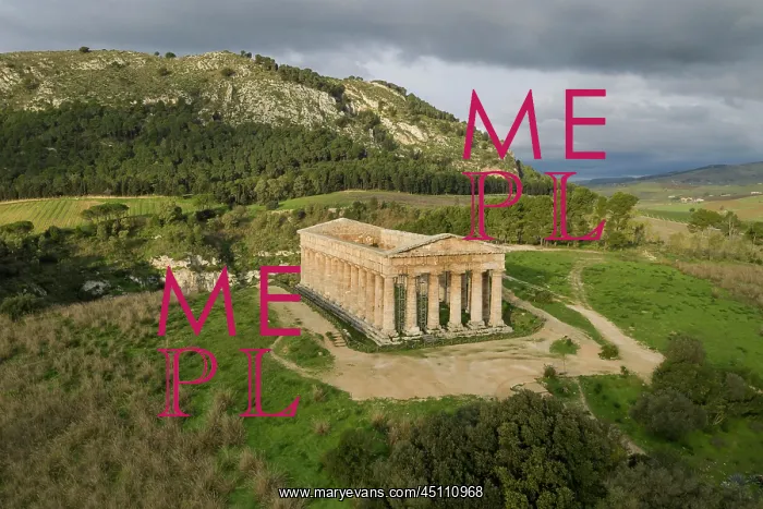 : Doric temple, Segesta, Sicily, Italy : Doric temple, Segesta, Sicily, Italy