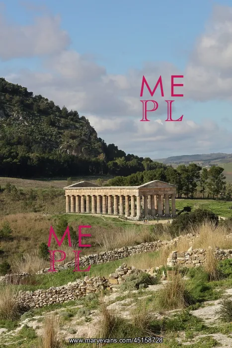 : Doric temple, Segesta, Sicily, Italy : Doric temple, Segesta, Sicily, Italy