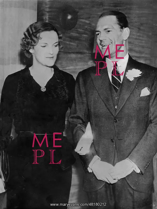 : Doris Duke and James Cromwell : Doris Duke and James Cromwell