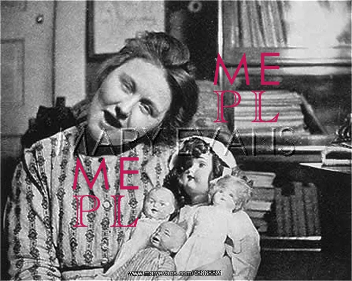 : Doris Fischer: Margaret at play : Doris Fischer: Margaret at play