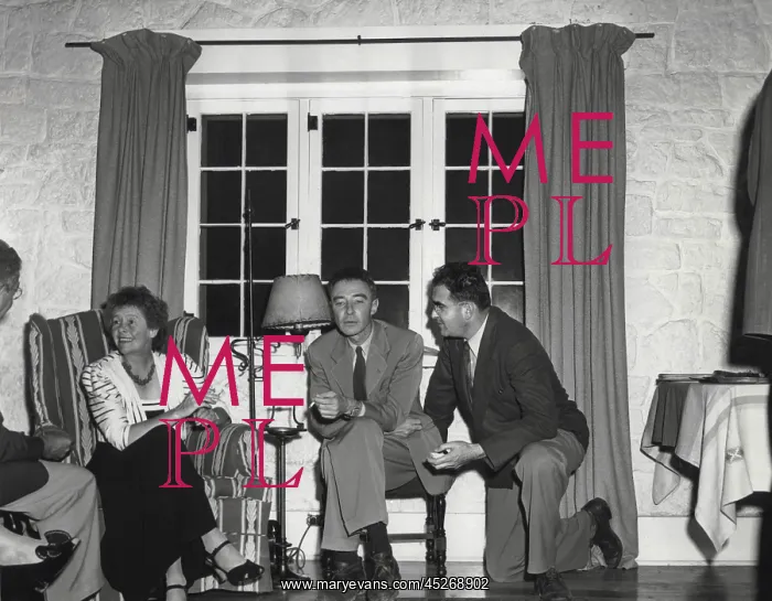 : Dorothy McKibbin, physicists Robert Oppenheimer : Dorothy McKibbin, physicists Robert Oppenheimer