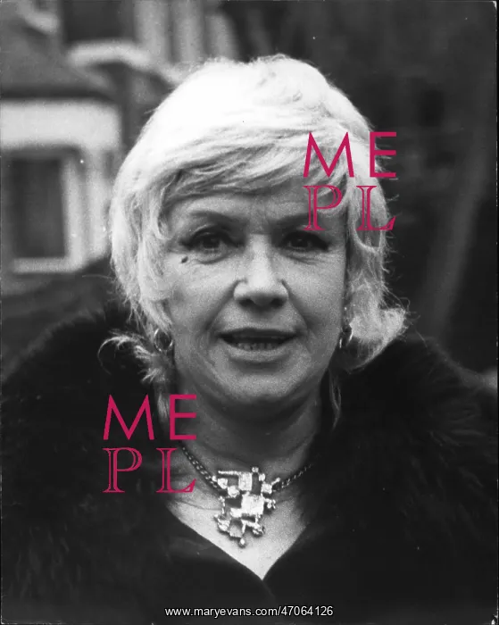 : Dorothy Squires, Welsh singer : Dorothy Squires, Welsh singer
