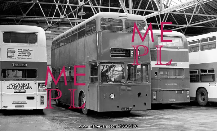 : Double-decker bus : Double-decker bus
