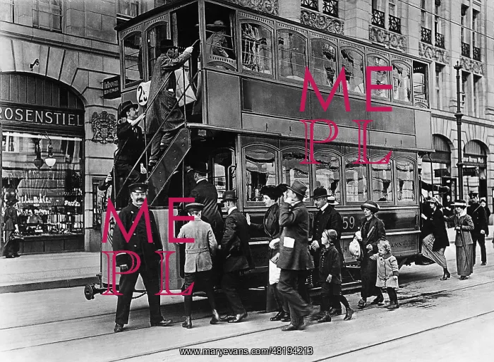 : Double decker tram, 1914 : Double decker tram, 1914