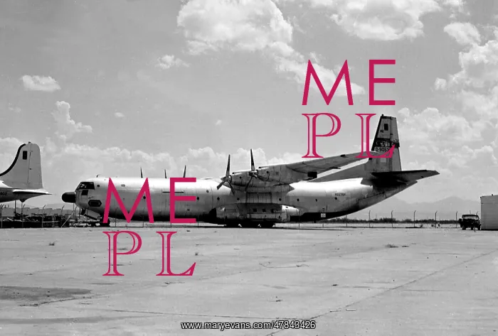 : Douglas C-133B Cargomaster N2276V : Douglas C-133B Cargomaster N2276V
