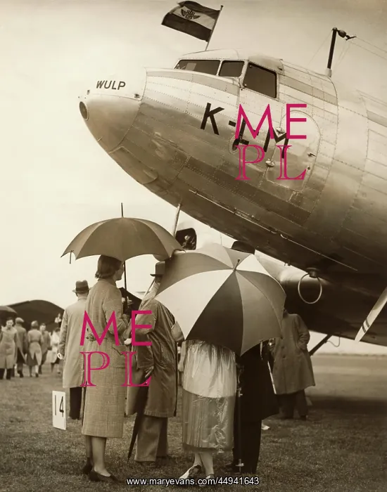 : Douglas DC-3 : Douglas DC-3