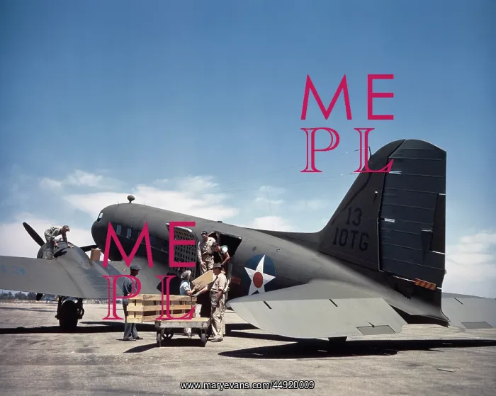 : Douglas DC-3 / C-47 Dakota : Douglas DC-3 / C-47 Dakota