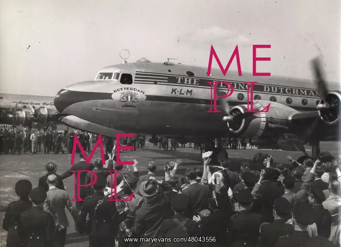 : A Douglas DC-4 of KLM : A Douglas DC-4 of KLM