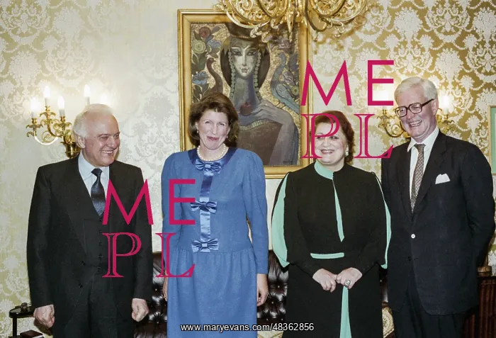 : Douglas Hurd visits USSR : Douglas Hurd visits USSR