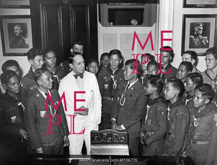 : Douglas MacArthur : Douglas MacArthur
